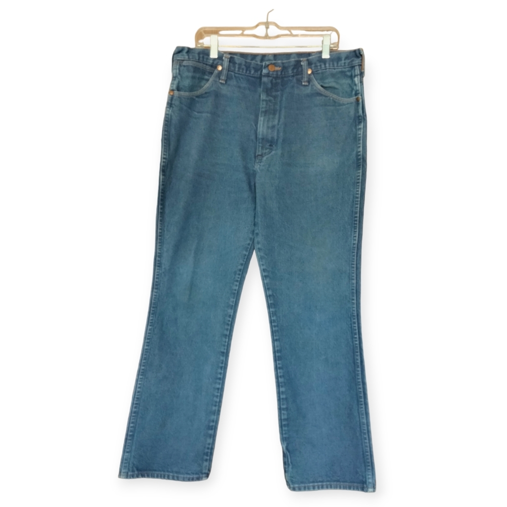 Vintage Wrangler Jeans Mens 38x32 Blue Denim Cowboy Cut 936DEN